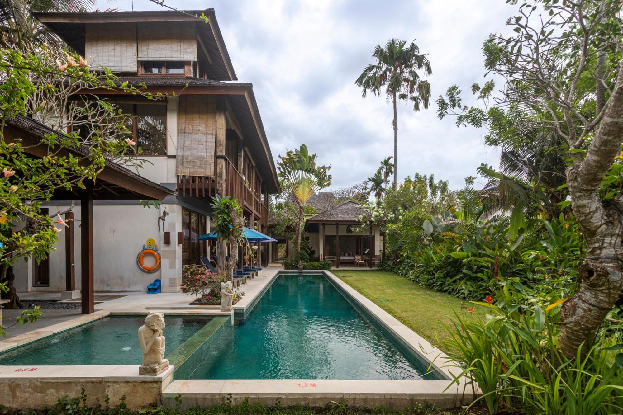 Villa Rumah Isah Candi Dasa  Exterior photo
