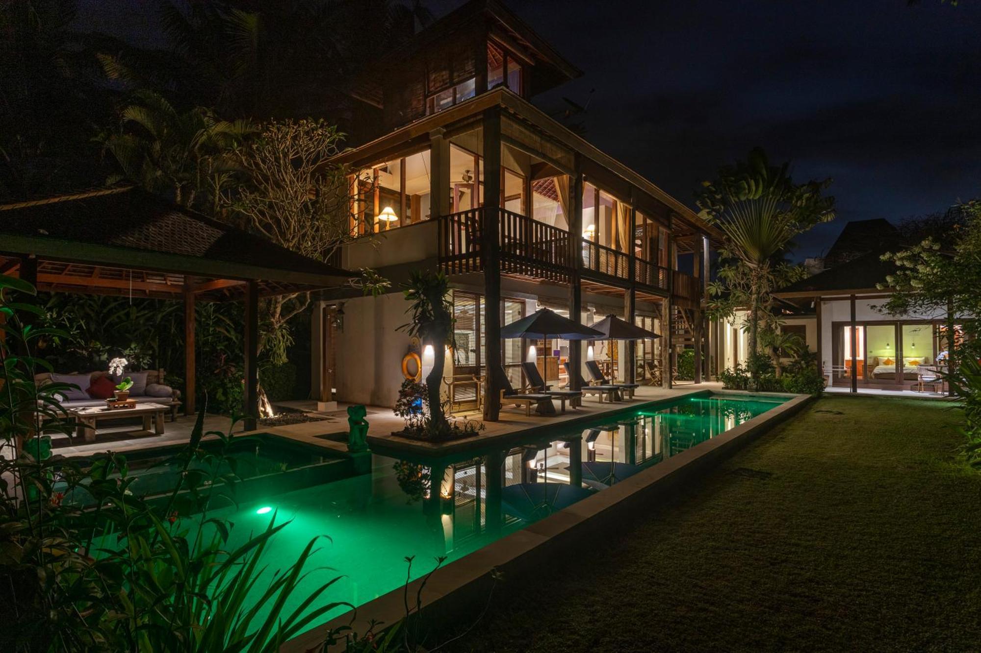 Villa Rumah Isah Candi Dasa  Exterior photo